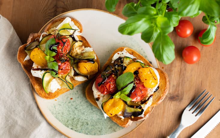 Skördemacka grönsaker med mozzarella - Recept | Pågen