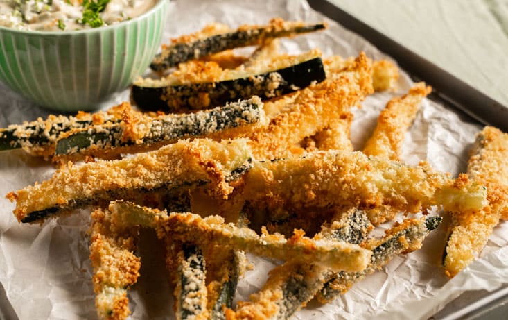 Zucchini fries med hemmagjort ströbröd - Recept | Pågen
