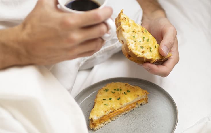 Croque monsieur på Fars Dag - Croque Papa - Recept | Pågen