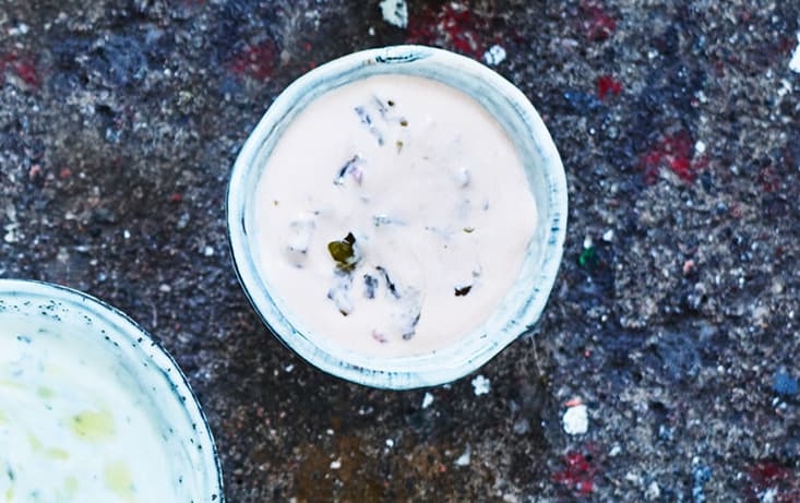 Thousand island-dressing med hackad gurka - Recept | Pågen
