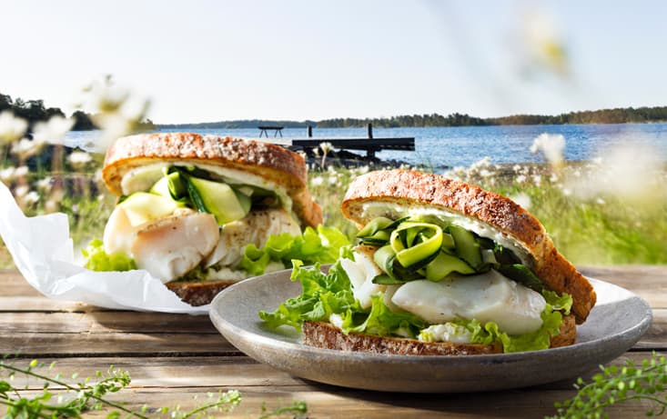 Torskmacka med picklad zucchini & färskost - Recept | Pågen